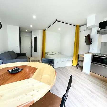 Cosy, Douillet, Proche Mer, Clim Apartment